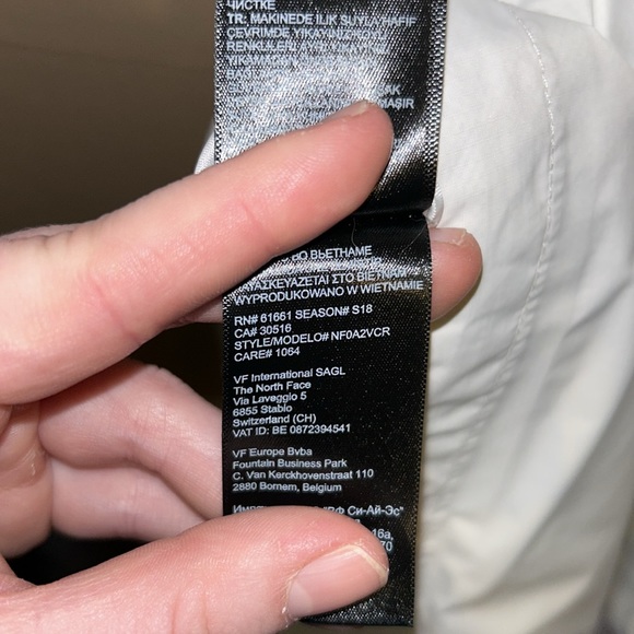 The North Face White Rain Jacket - Picture 7 of 7